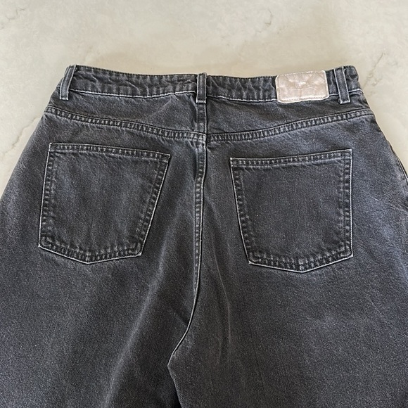 ZARA Washed Black Denim Mom Jeans Straight Leg - Picture 4 of 7